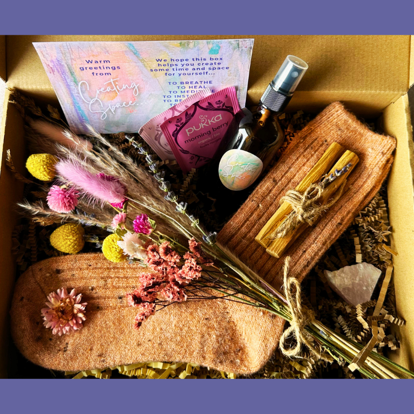 Dried Flower Wellbeing Box with Creating Space to Sleep Calming Pillow Spray #31